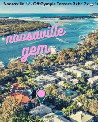 Large Noosaville Gem - Off Gympie Terrace
