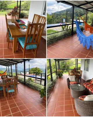 Finca Aguadalupe, Lago Calima
