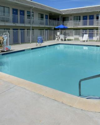 Motel 6-Galveston, TX