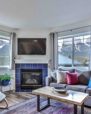 Big Mountain Views - Bright 2-story Corner Unit