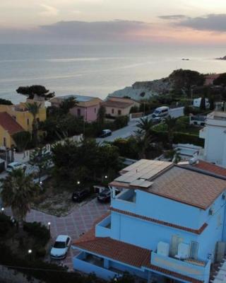 Villa Azzurra Scale of the Turks