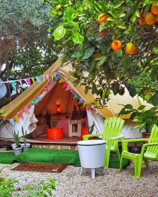 Bell Tent Lovers by Casa das Artes