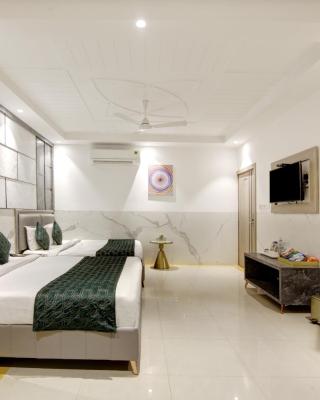 Hotel Delhi 37 by Star Group NEAR DELHI AIRPORT