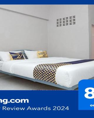 SUPER OYO 2200 Hotel Gunung Sari