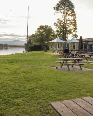 Moruya Waterfront Hotel Motel