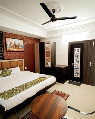 StayVilla Royal Executive Rooms