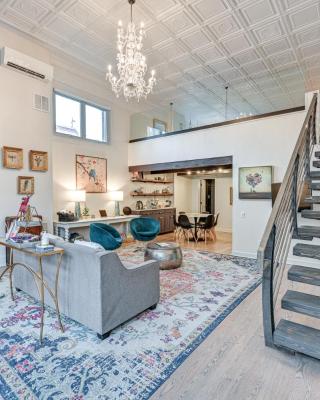 Historic Palace Loft with Reserved Parking Space!
