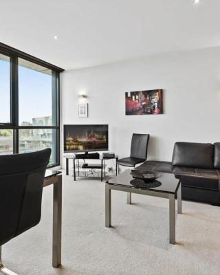 Beautiful 1-Bed Unit in The Heart of Melbourne