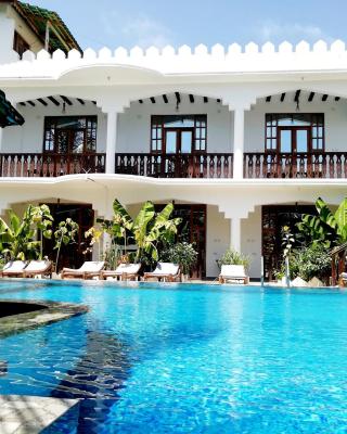 The New Blue Waves Hotel
