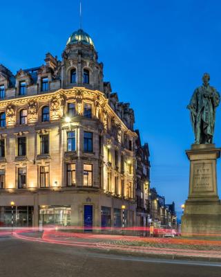 RÌGH Residences - George Street