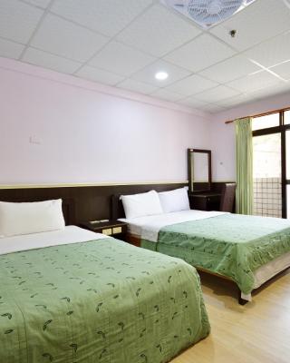 知本溫泉-彩溱旅宿