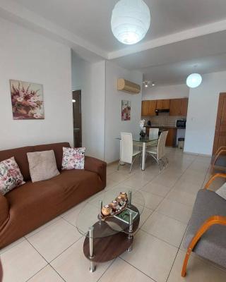 Sunny 2 Bedroom Larnaca Center