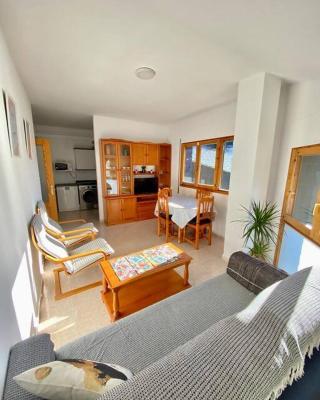 Apartamento Espert I CINE I PISCINA l GARAJE l BBQ l I TENIS