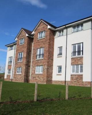 2 bedroom luxury flat in quiet village of Bishopton