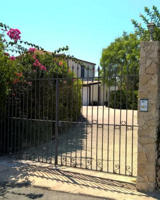 Villa del Lentisco