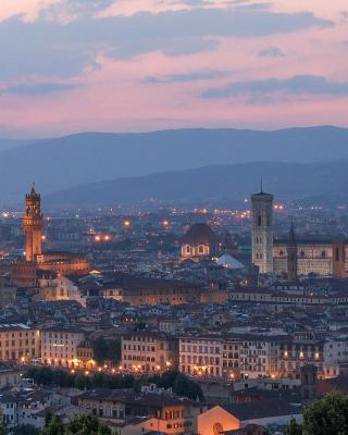 3 Bedroom Cozy Apartment In Scandicci