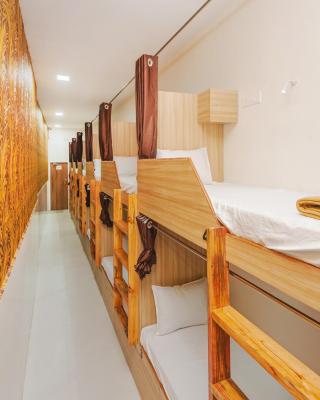 Sahara Dormitory Stay-near NESCO Bombay Exhibition Centre