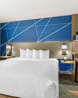 Comfort Inn & Suites Irving Las Colinas DFW