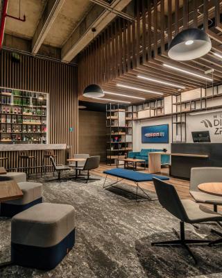Hotel Distrito ZF