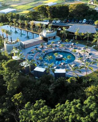 BOTANICAL POOL CLUB