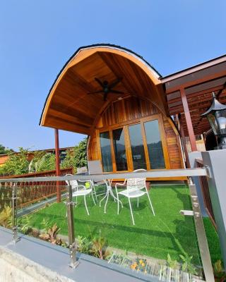 Seaview Eagles Nest Cabins