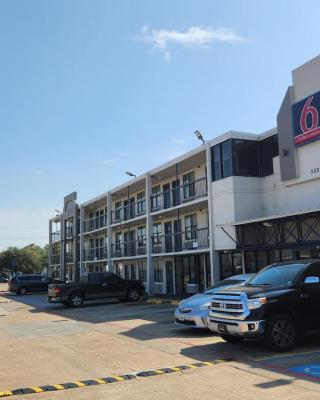 Motel 6 Houston, TX - Medical Center - NRG Stadium