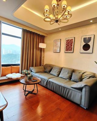 Mangrove Bay Riverside Hill Riverview B&Bl紅樹灣河畔山河景民宿l豪華五房六床高層山景河景l離華發商都商場和港珠澳大橋及拱北澳門關口10分鐘l離橫琴長隆王國25分鐘l樓下北山古城食街