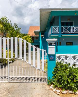 Beach House In Crown Point- walk to the beach