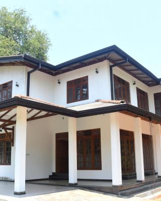Silverline Guest House Anuradhapura