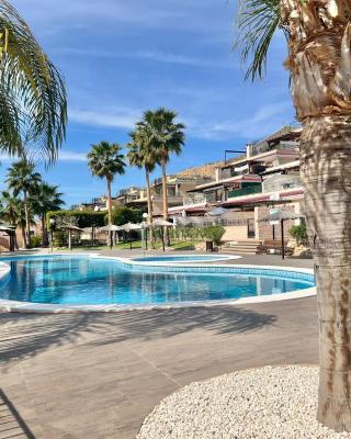 Apartamento con piscina