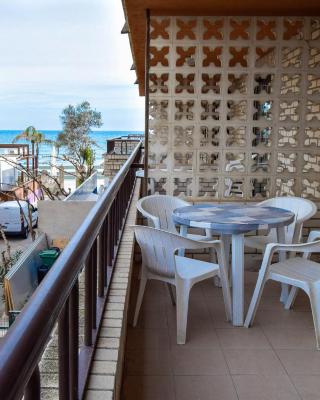 Apartamentos Bernat 3000