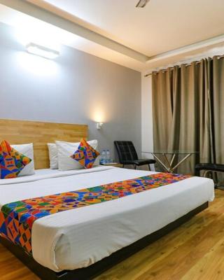 FabHotel Majestic JPM I