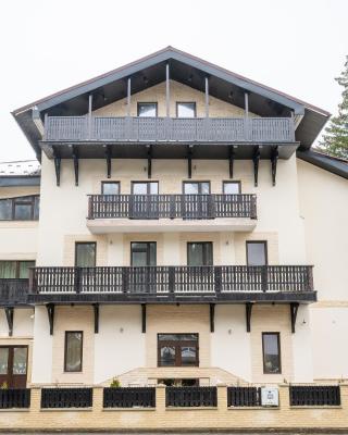 CASA PRAHOVA
