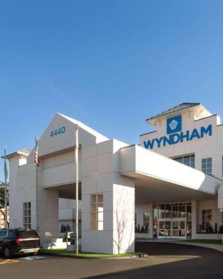 Wyndham DFW Airport