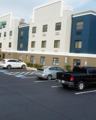 Holiday Inn Express & Suites I-85 Greenville Airport, an IHG Hotel