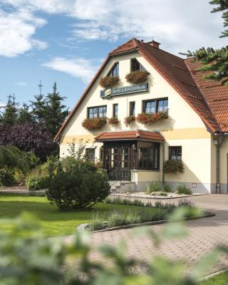 Hotel & Restaurant Waldblick