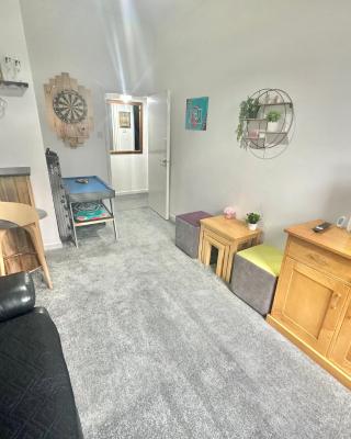 Homely Apartment in the Heart of Town Centre - Sleeps 6