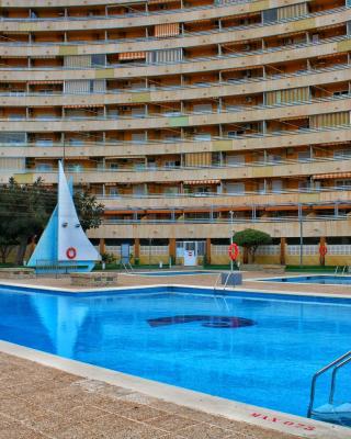 Calpe apartamento nuevo 1a línea playa piscina