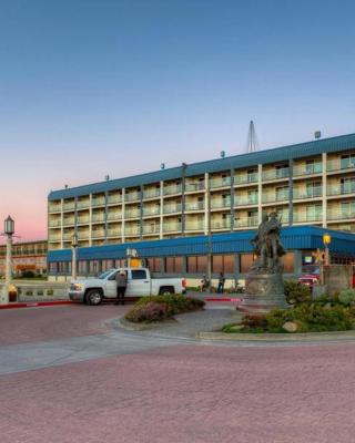 Promenade Inn & Suites Oceanfront