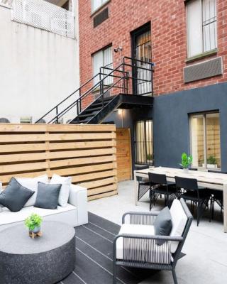 Massive 1BR w Private Patio in Upper East Side