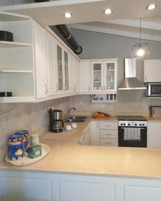 casa tranquila for 6 near Gaios