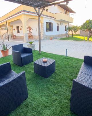 Villa La Sosta - 150m dal mare - Patio Privato e Areal Relax