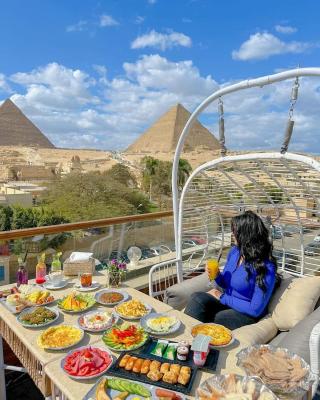 Tree Lounge Pyramids View INN , Sphinx Giza