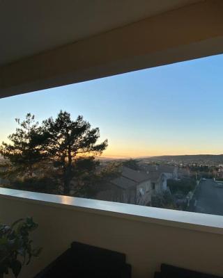 Beau Duplex T3 vue panoramique Luberon