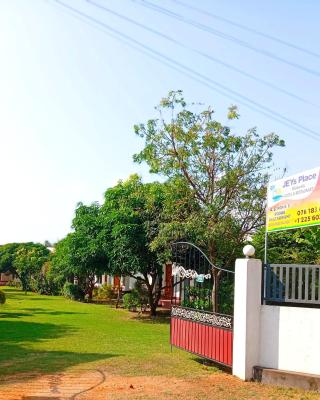 JEYs Place