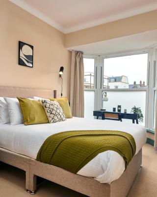 Settle in Winchester - Self Check-In Serviced Rooms
