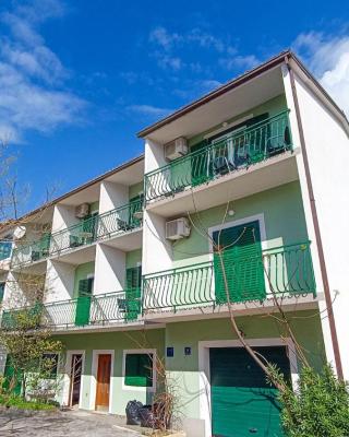 Apartments Ines - 15 meters from the beach