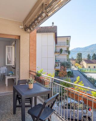 Cosy Apartment with 2 balconies in Lierna
