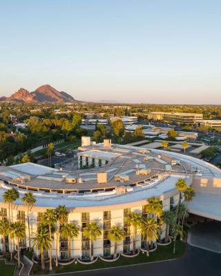 Embassy Suites by Hilton Phoenix Biltmore