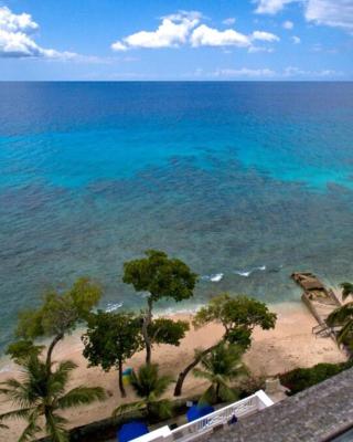 Waterside Apartment 101 by Island Villas